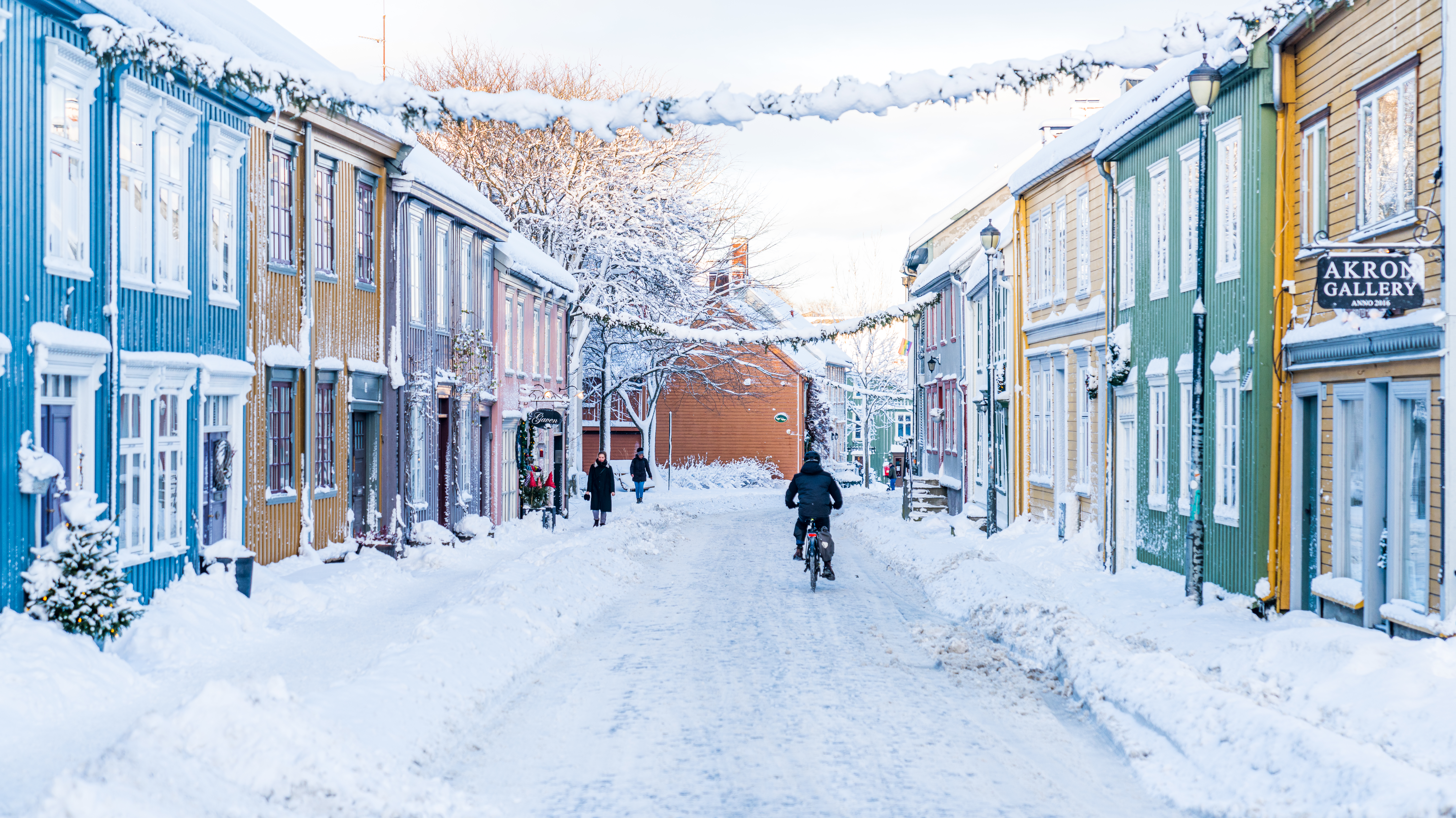 Winter in Trondheim, shopping at Bakklandet